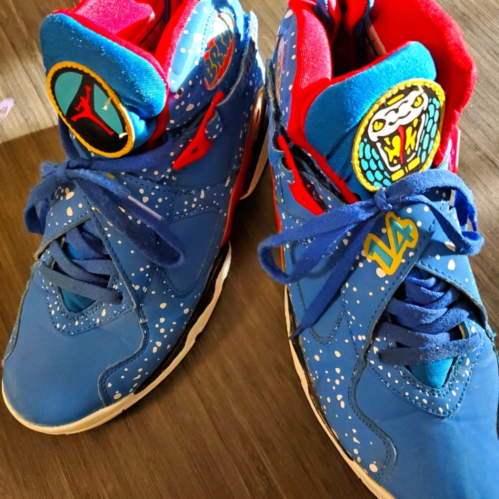 AIR JORDAN 8s Limited Edition